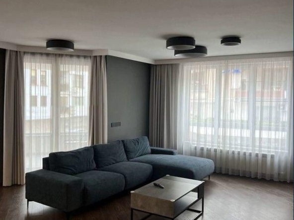 Дава се под наем Тристаен апартамент в София, Манастирски ливади - 181 кв.м за 1585.59 € - Снимка #1