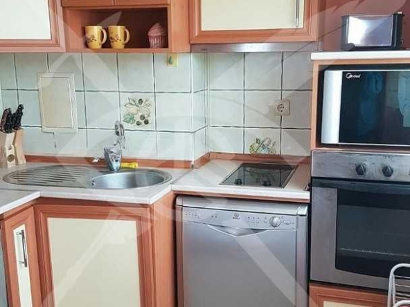 Дава се под наем Двустаен апартамент в София, Медицинска академия - 75 кв.м за 598.23 € - Снимка #1