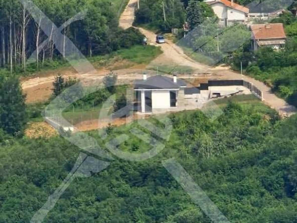 Парцел в София, Княжево - 2997 кв.м за 101 €/кв.м - Снимка #1