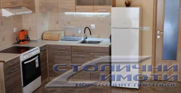 Дава се под наем Тристаен апартамент в София, Център - 94 кв.м за 714 € - Снимка #1