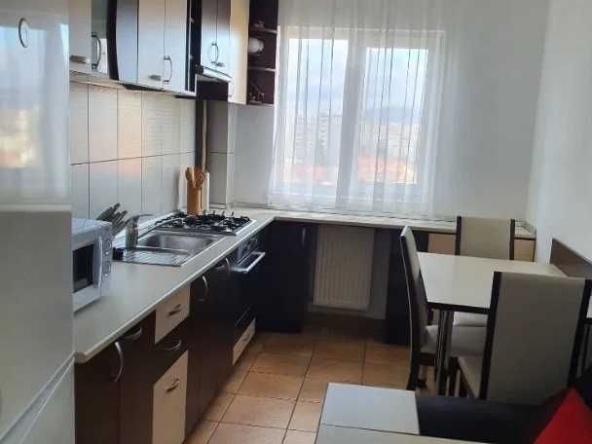 Дава се под наем Двустаен апартамент в Пловдив, Въстанически - 60 кв.м за 270.3 € - Снимка #1
