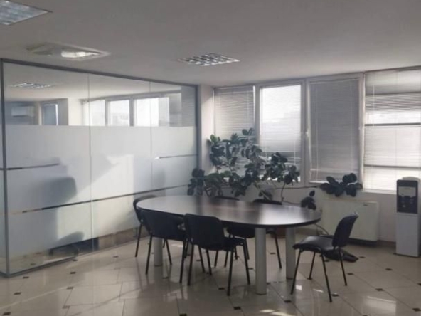 Дава се под наем Офис в София, Илиянци - 55 кв.м за 378.93 € - Снимка #1