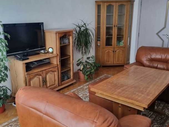 Дава се под наем Тристаен апартамент в София, Младост 3 - 72 кв.м за 509.49 € - Снимка #1