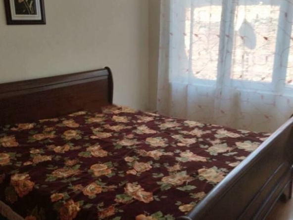 Дава се под наем Двустаен апартамент в София, Зона Б-19 - 75 кв.м за 575 € - Снимка #1