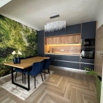 Дава се под наем Тристаен апартамент в София, Лозенец - 118 кв.м за 1095.99 € - Снимка #1