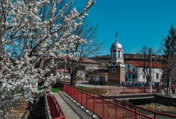 Парцел в Казанлък - 5566 кв.м за 0 €/кв.м - Снимка #1