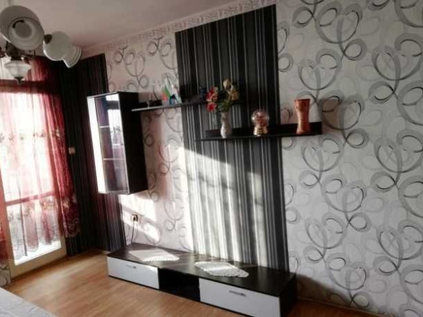 Дава се под наем Тристаен апартамент в Бургас, Братя Миладинови - 94 кв.м за 250 € - Снимка #1