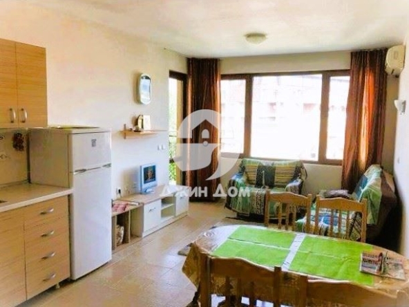 Двустаен апартамент в к.к. Слънчев бряг - 65 кв.м за 1047 €/кв.м - Снимка #1