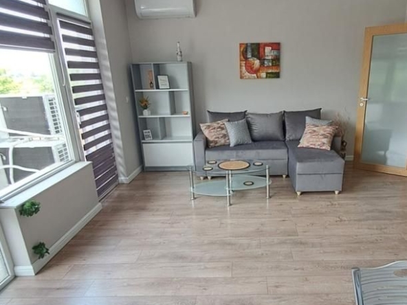 Дава се под наем Двустаен апартамент в Пловдив, Кършияка - 75 кв.м за 425 € - Снимка #1
