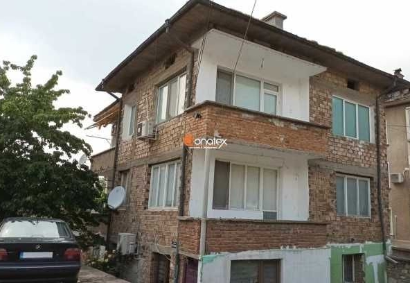 Етаж от къща в Карлово - 85 кв.м за 750 €/кв.м - Снимка #1