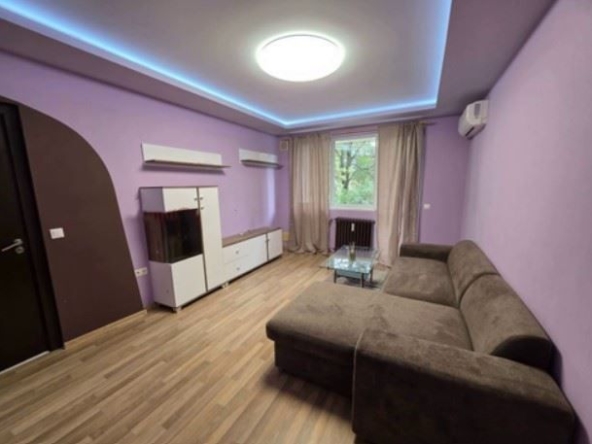 Дава се под наем Двустаен апартамент в София, Изток - 58 кв.м за 663 € - Снимка #1