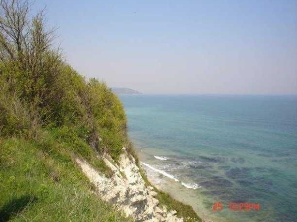 Парцел в Бяла - 5500 кв.м за 33 €/кв.м - Снимка #1