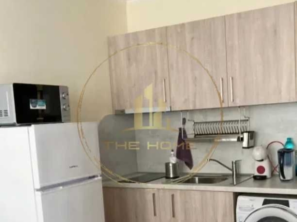 Дава се под наем Двустаен апартамент в Варна, Център - 65 кв.м за 400 € - Снимка #1