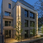 Дава се под наем Офис в Пловдив, Център - 340 кв.м за 10200 € - Снимка #1