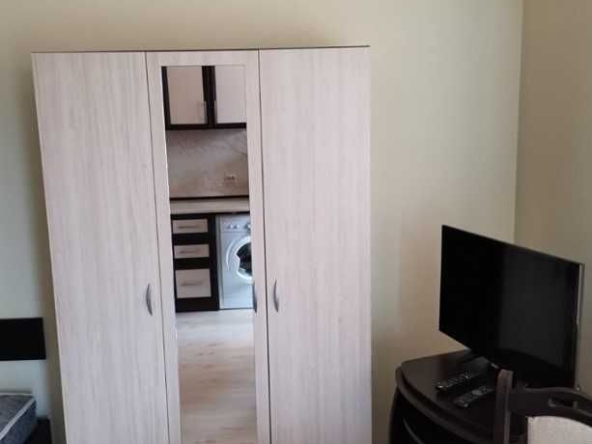 Дава се под наем Едностаен апартамент в Пловдив, Гагарин - 45 кв.м за 204 € - Снимка #1