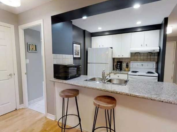 Дава се под наем Двустаен апартамент в Пловдив, Захарна фабрика - 65 кв.м за 326.4 € - Снимка #1