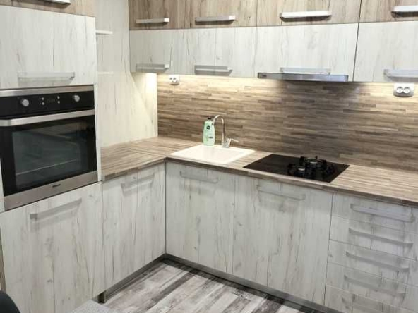 Дава се под наем Двустаен апартамент в Пловдив, Гагарин - 65 кв.м за 450 € - Снимка #1