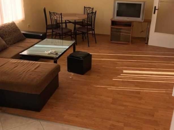 Дава се под наем Двустаен апартамент в Пловдив, Гагарин - 65 кв.м за 229.5 € - Снимка #1