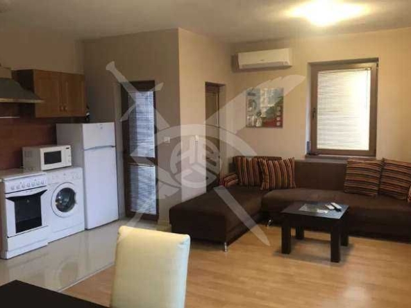 Дава се под наем Двустаен апартамент в Пловдив, Център - 68 кв.м за 438.6 € - Снимка #1