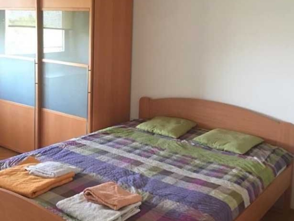 Дава се под наем  в Пловдив, Старият град - 18 кв.м за 91.8 € - Снимка #1