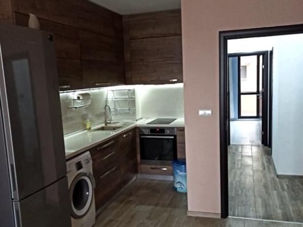 Дава се под наем Двустаен апартамент в Пловдив, Южен - 70 кв.м за 365 € - Снимка #1