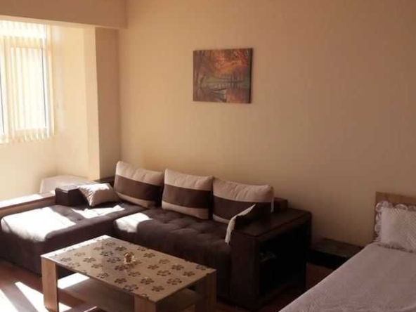 Дава се под наем Едностаен апартамент в Пловдив, Христо Смирненски - 46 кв.м за 285 € - Снимка #1