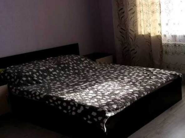 Дава се под наем Двустаен апартамент в Пловдив, Изгрев - 40 кв.м за 214.2 € - Снимка #1