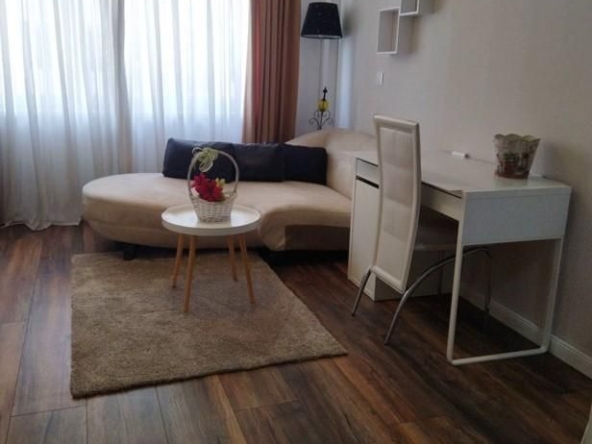 Дава се под наем Двустаен апартамент в София, Белите брези - 70 кв.м за 700 € - Снимка #1