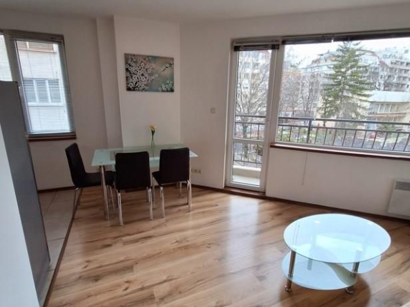 Дава се под наем Двустаен апартамент в София, Банишора - 53 кв.м за 575 € - Снимка #1