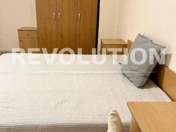 Дава се под наем Двустаен апартамент в Варна, ВИНС - 42 кв.м за 325 € - Снимка #1