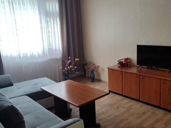 Дава се под наем Двустаен апартамент в Пловдив, Христо Смирненски - 68 кв.м за 300 € - Снимка #1