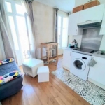 Дава се под наем Едностаен апартамент в Пловдив, Център - 45 кв.м за 204 € - Снимка #1