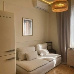 Дава се под наем Двустаен апартамент в София, Център - 55 кв.м за 930 € - Снимка #1