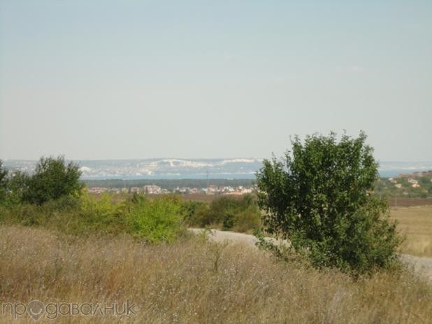 Парцел в с. Осеново, Област Варна - 11300 кв.м за 28 €/кв.м - Снимка #1
