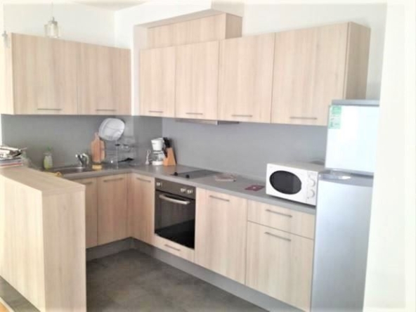 Дава се под наем Двустаен апартамент в София, Студентски град - 70 кв.м за 499 € - Снимка #1