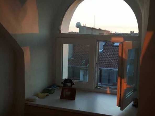 Дава се под наем Двустаен апартамент в Бургас, Възраждане - 55 кв.м за 102 € - Снимка #1