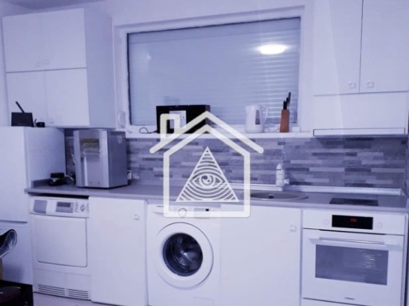 Къща в Пловдив, Кючук Париж - 80 кв.м за 1413 €/кв.м - Снимка #1