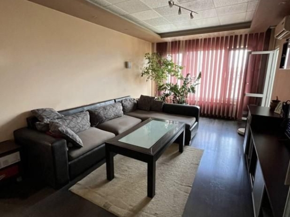 Четиристаен апартамент в София, Левски Г - 117 кв.м за 2137 €/кв.м - Снимка #1