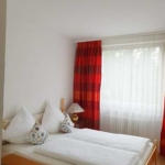 Дава се под наем Двустаен апартамент в Пловдив, Южен - 65 кв.м за 229.5 € - Снимка #1