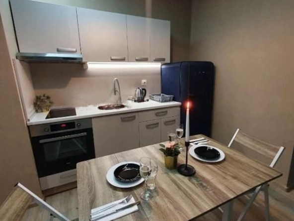 Дава се под наем Тристаен апартамент в София, Витоша - 82 кв.м за 650 € - Снимка #1