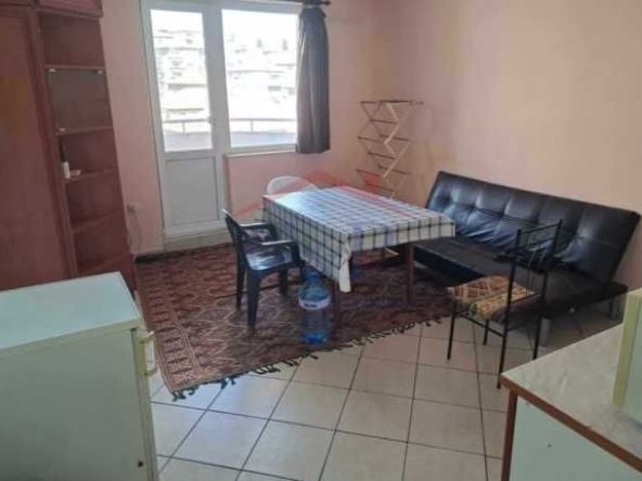 Тристаен апартамент в Велико Търново, Център - 62 кв.м за 1452 €/кв.м - Снимка #1