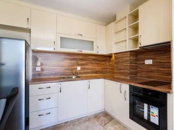 Тристаен апартамент в София, Оборище - 108 кв.м за 1723 €/кв.м - Снимка #1