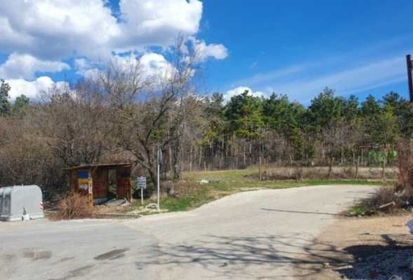 Дава се под наем Парцел в Варна, м-т Акчелар - 800 кв.м за 433.5 € - Снимка #1