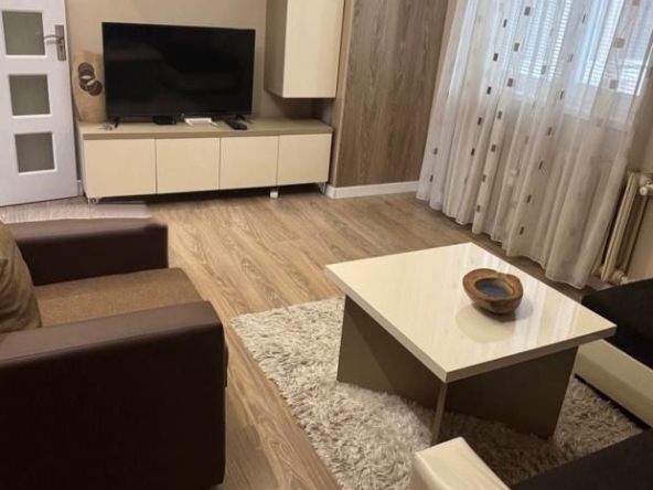 Дава се под наем Двустаен апартамент в София, Център - 55 кв.м за 747.66 € - Снимка #1