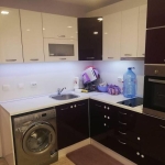 Дава се под наем Тристаен апартамент в Бургас, Меден рудник - зона В - 98 кв.м за 459 € - Снимка #1