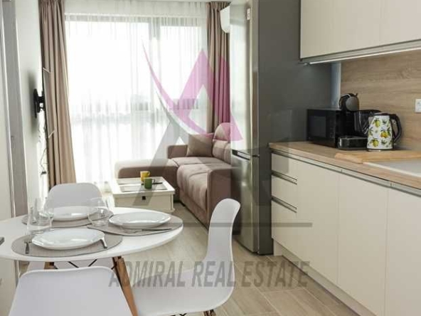 Дава се под наем Тристаен апартамент в Варна, Окръжна болница - 68 кв.м за 750 € - Снимка #1