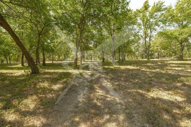Парцел в с. Златитрап, Област Пловдив - 5700 кв.м за 30 €/кв.м - Снимка #1