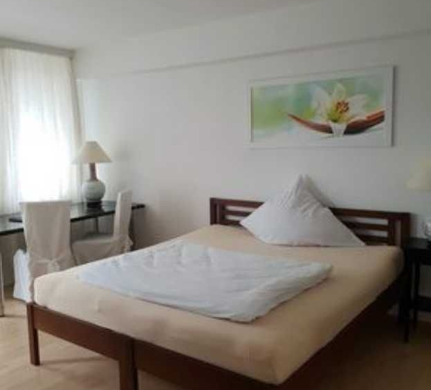 Дава се под наем Двустаен апартамент в Пловдив, Остромила - 65 кв.м за 214.2 € - Снимка #1