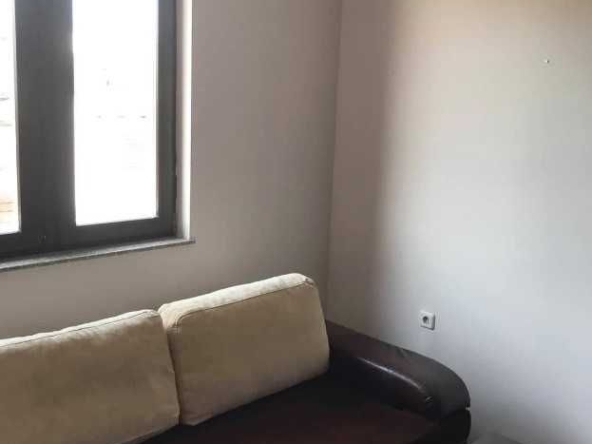 Дава се под наем Двустаен апартамент в Пловдив, Изгрев - 65 кв.м за 260.1 € - Снимка #1