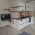 Дава се под наем Двустаен апартамент в Пловдив, Кършияка - 65 кв.м за 375 € - Снимка #1